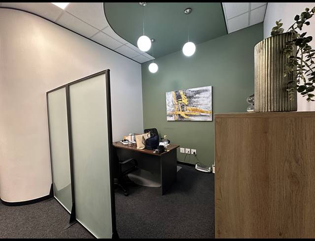 167M² OFFICE TO LET IN DORINGKLOOF